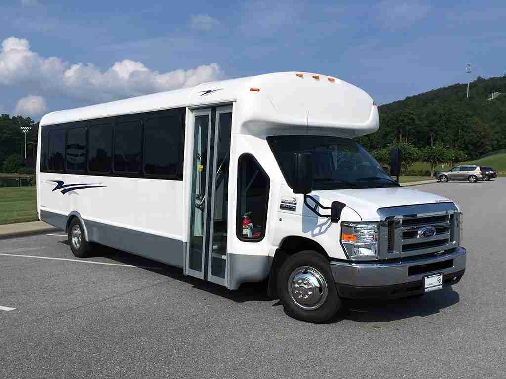 New or used buses for sale in Idaho